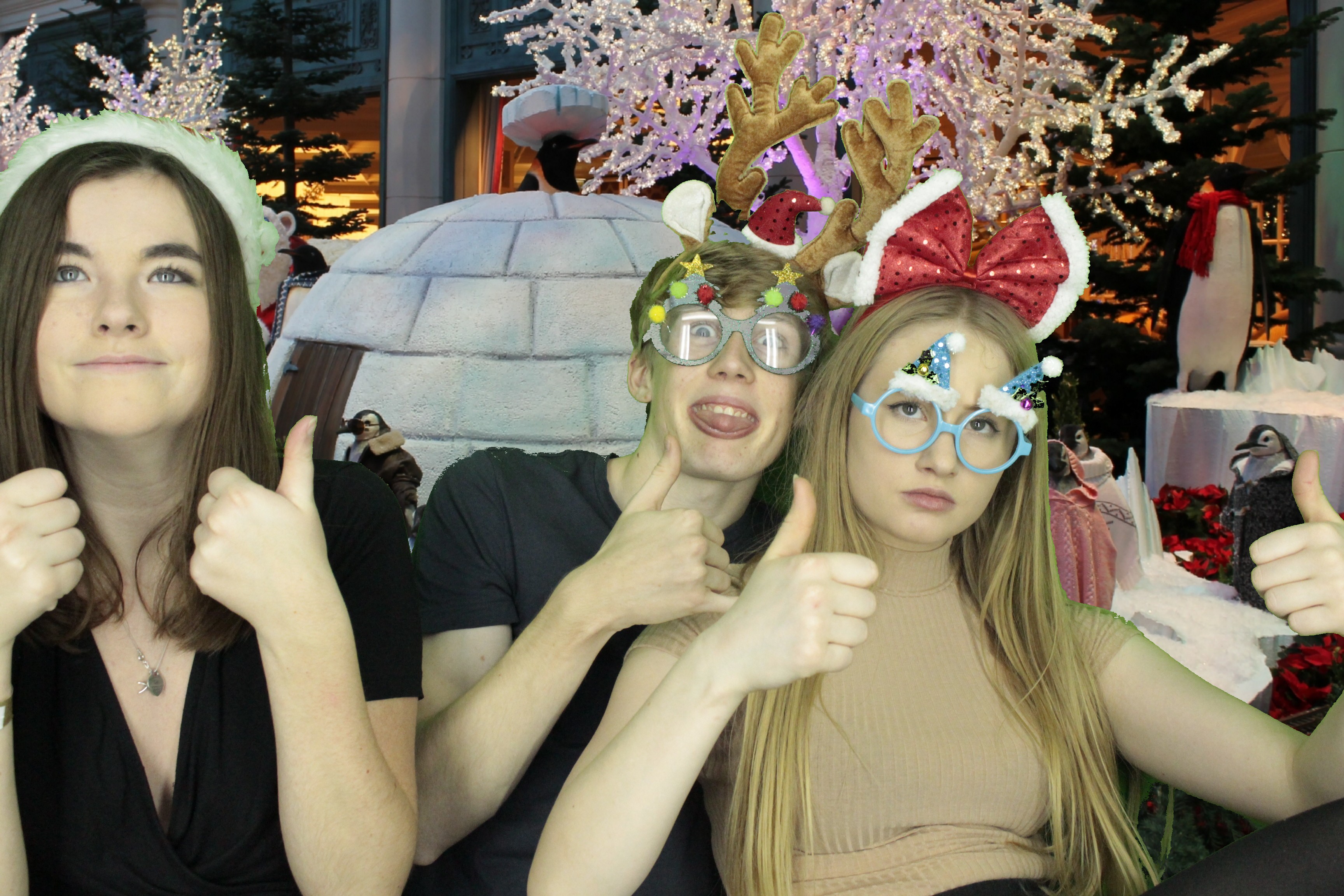 Waitrose Christmas Party 2019 | View more photos from the event at gallery.myphotoboothexperience.co.uk/u/MyPhotoBoothExperienceLtd/Waitrose-Christmas-Party-2019